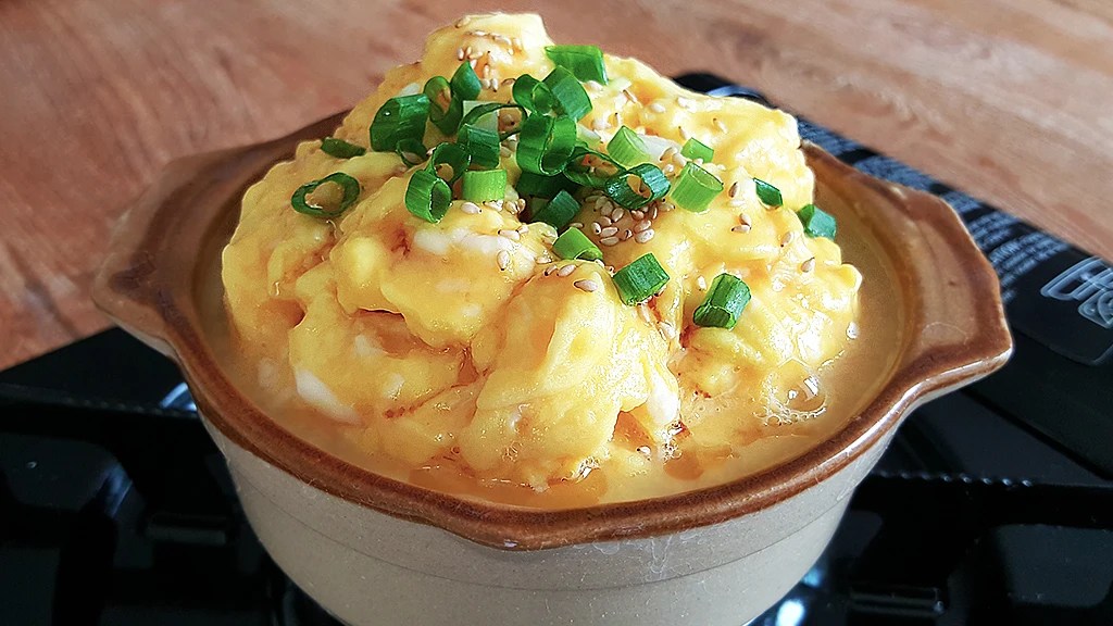 Fluffy Steamed Eggs&nbsp;(Gyeran-Jjim)