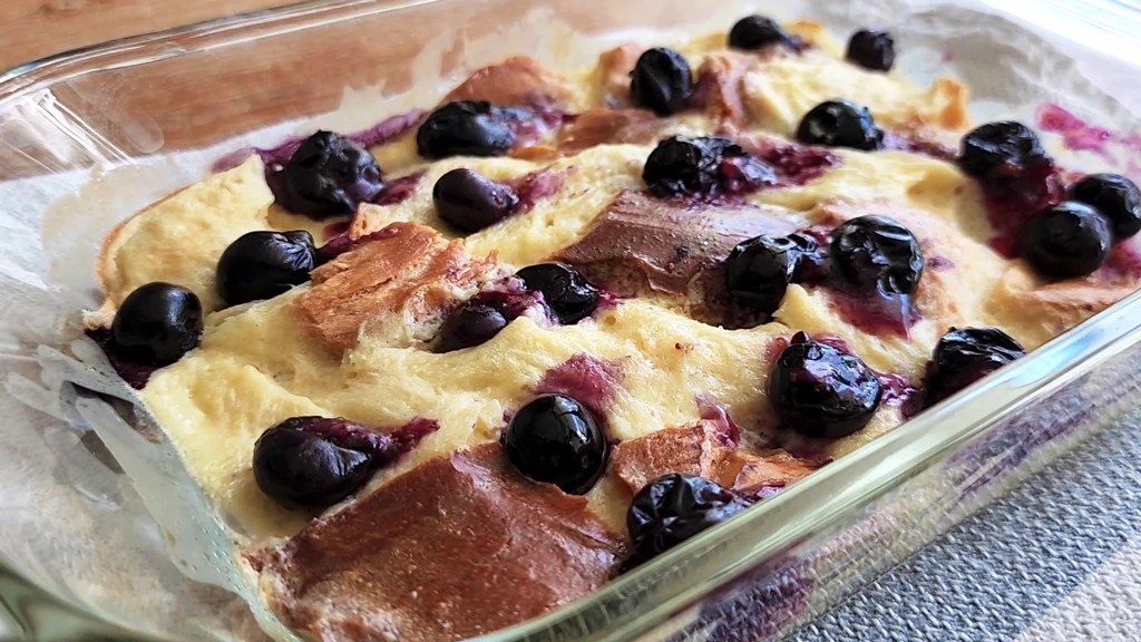 Yogurt Custard Bread&nbsp;Pudding